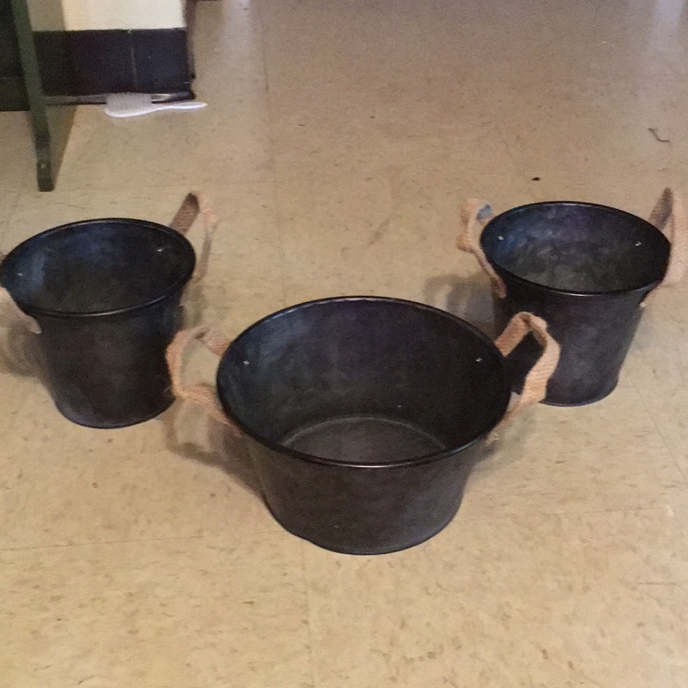 AshLand Spring Floral Accent Containers